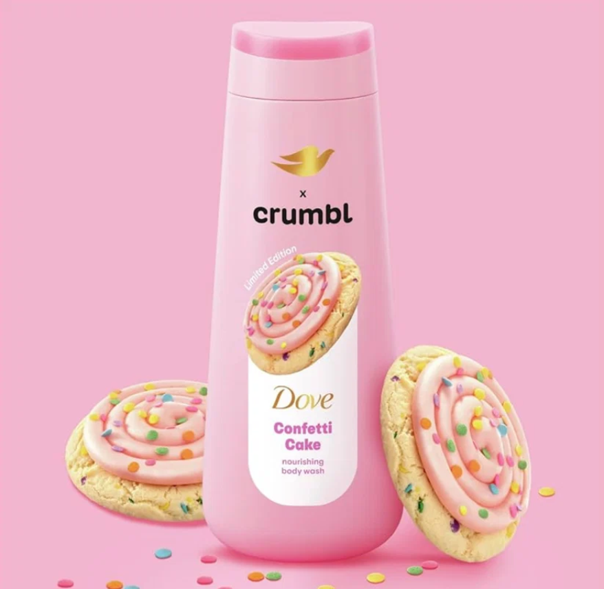 Shampoo Corporal Crumbl x Dove aroma Confetti Cake